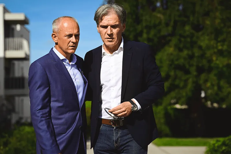 Utrinek s predstavitve Andreja Baumana in ekipe v Mariboru, fotografija 1